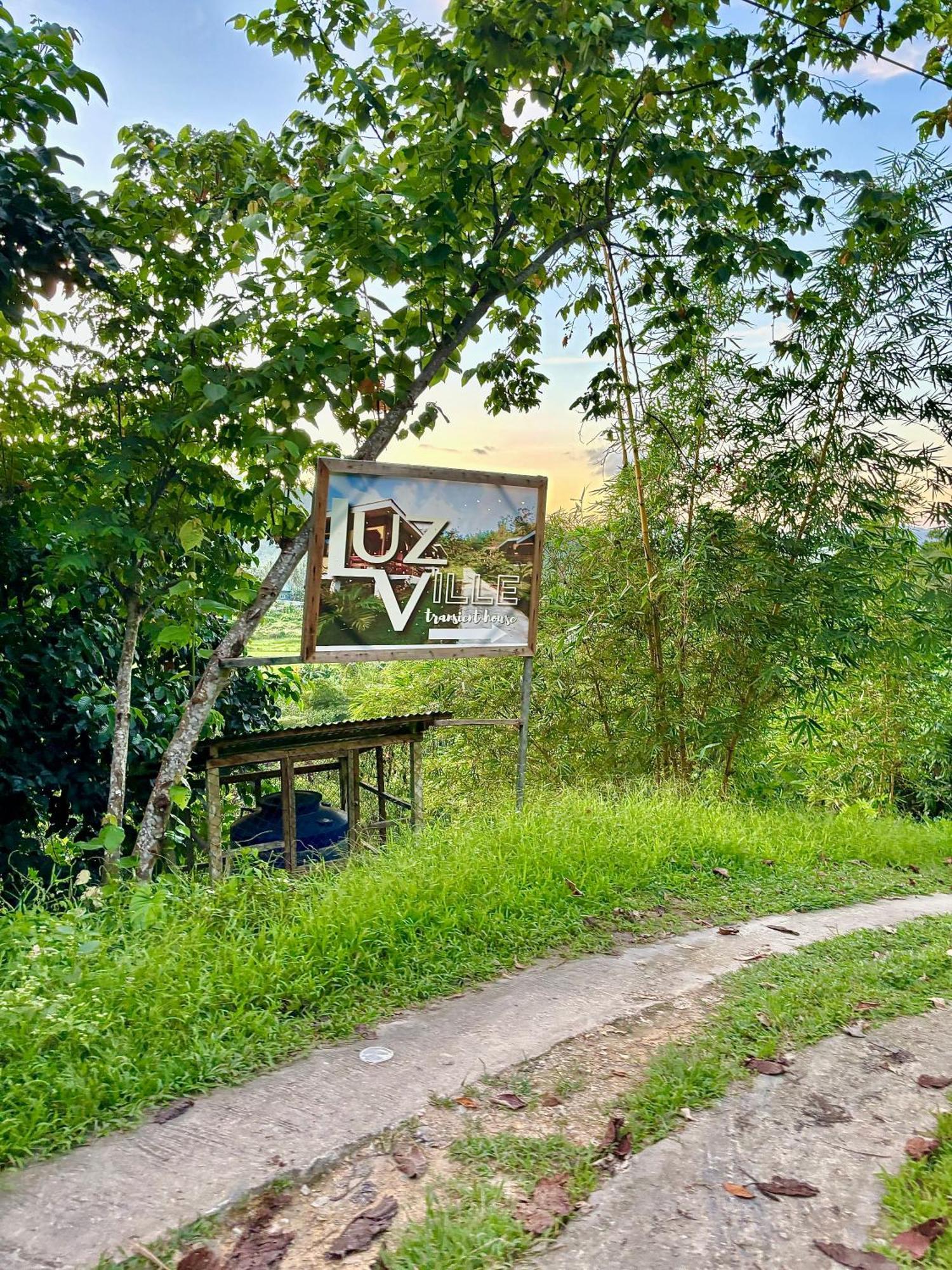 Luzville Transient House - Port Barton Itaytay エクステリア 写真