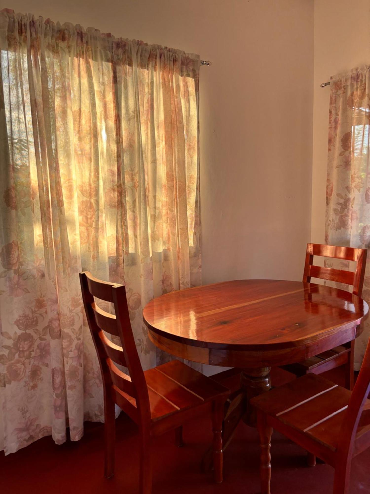 Luzville Transient House - Port Barton Itaytay エクステリア 写真